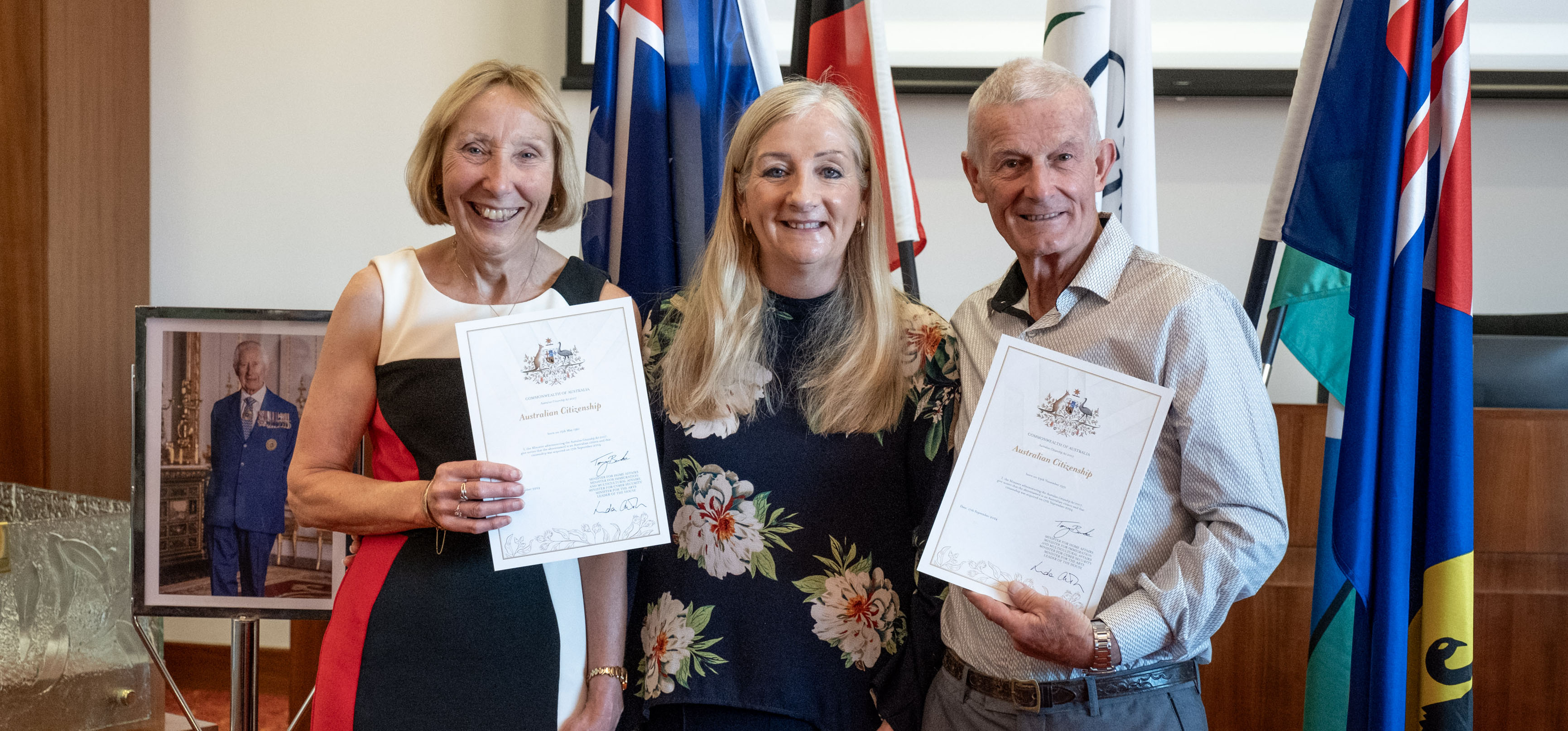 Immigration, Visas and Citizenships Main Image